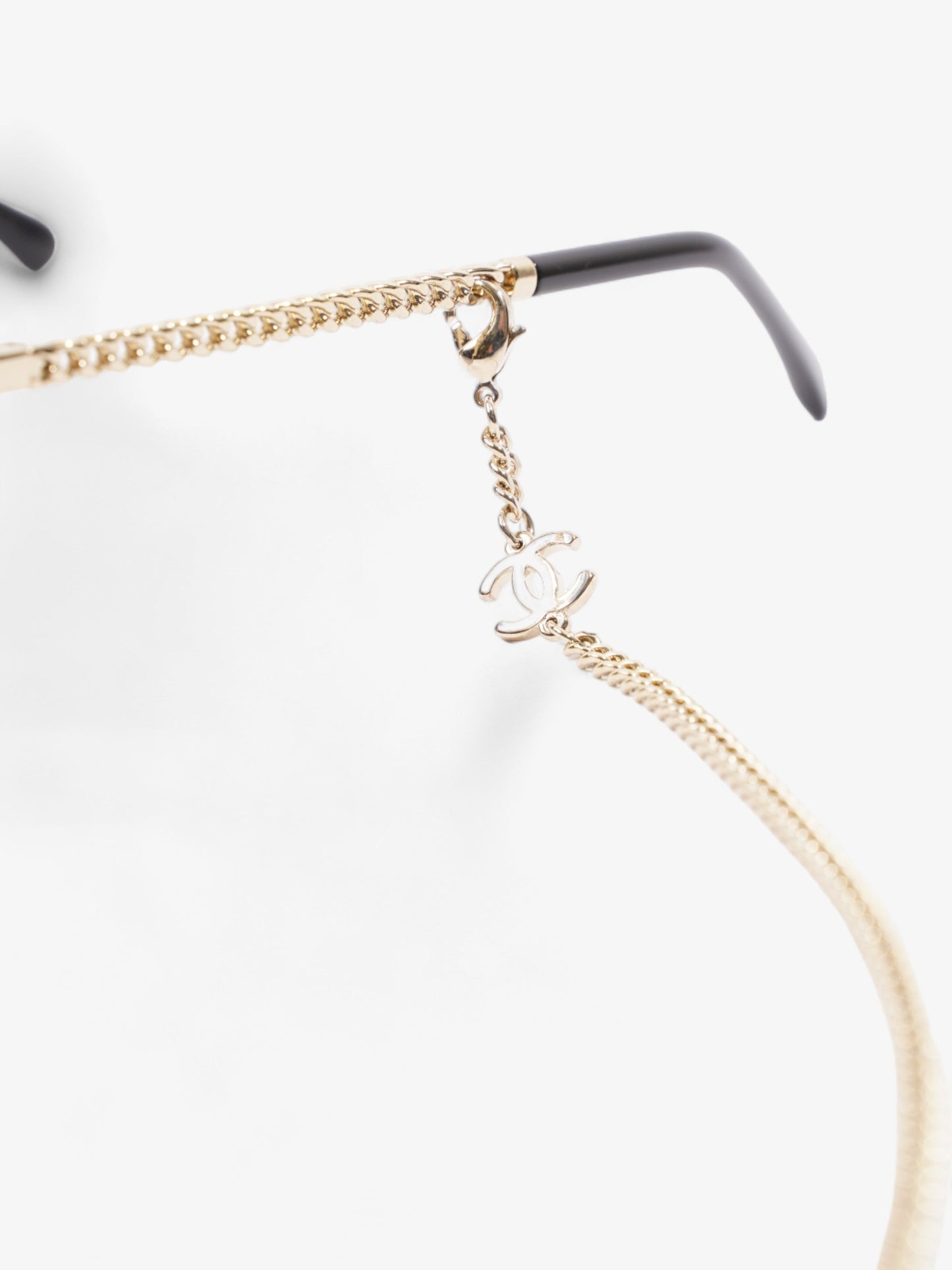 Chanel Chain Detailed Sunglasses with Double Chain Black / Gold Acetate 140mm