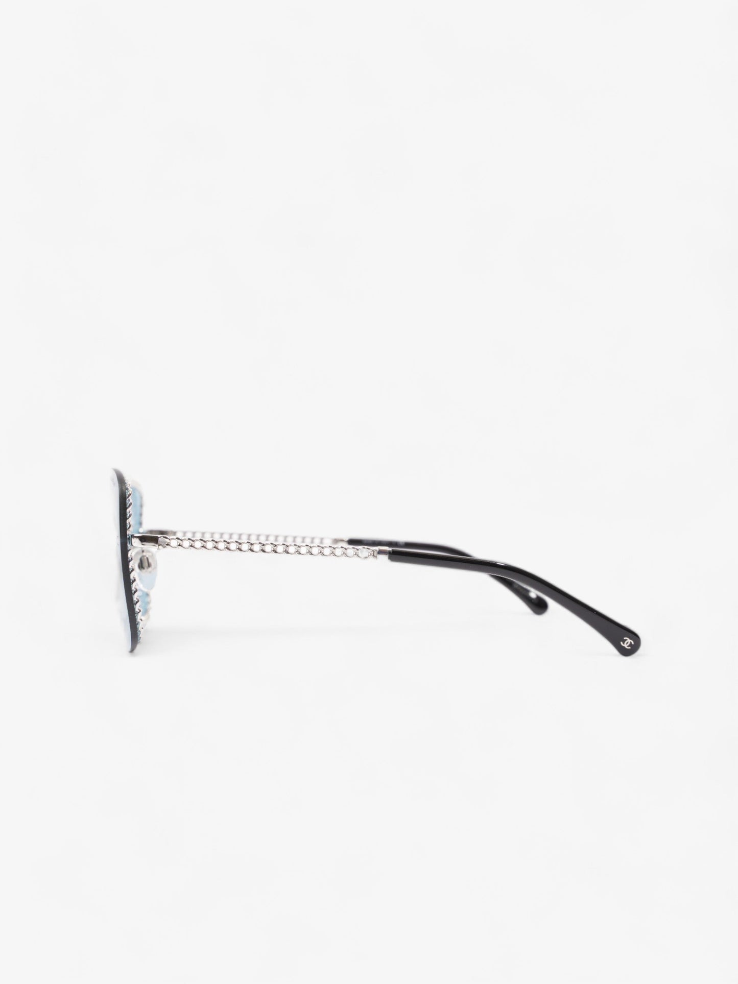 Chanel Chain Detailed Sunglasses with Double Chain Blue / Silver Acetate 140mm
