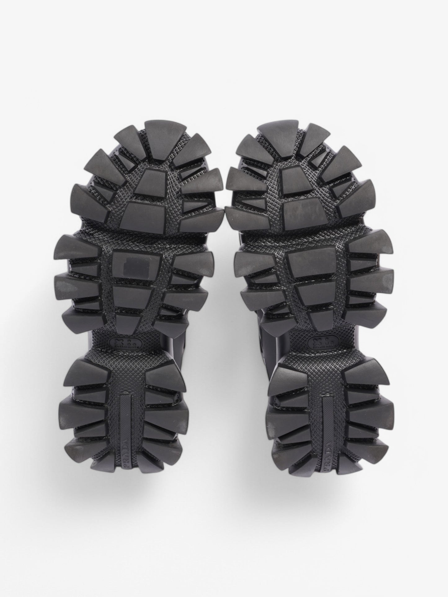 Prada Cloudbust Thunder  Black / Red Mesh EU 41 UK 7