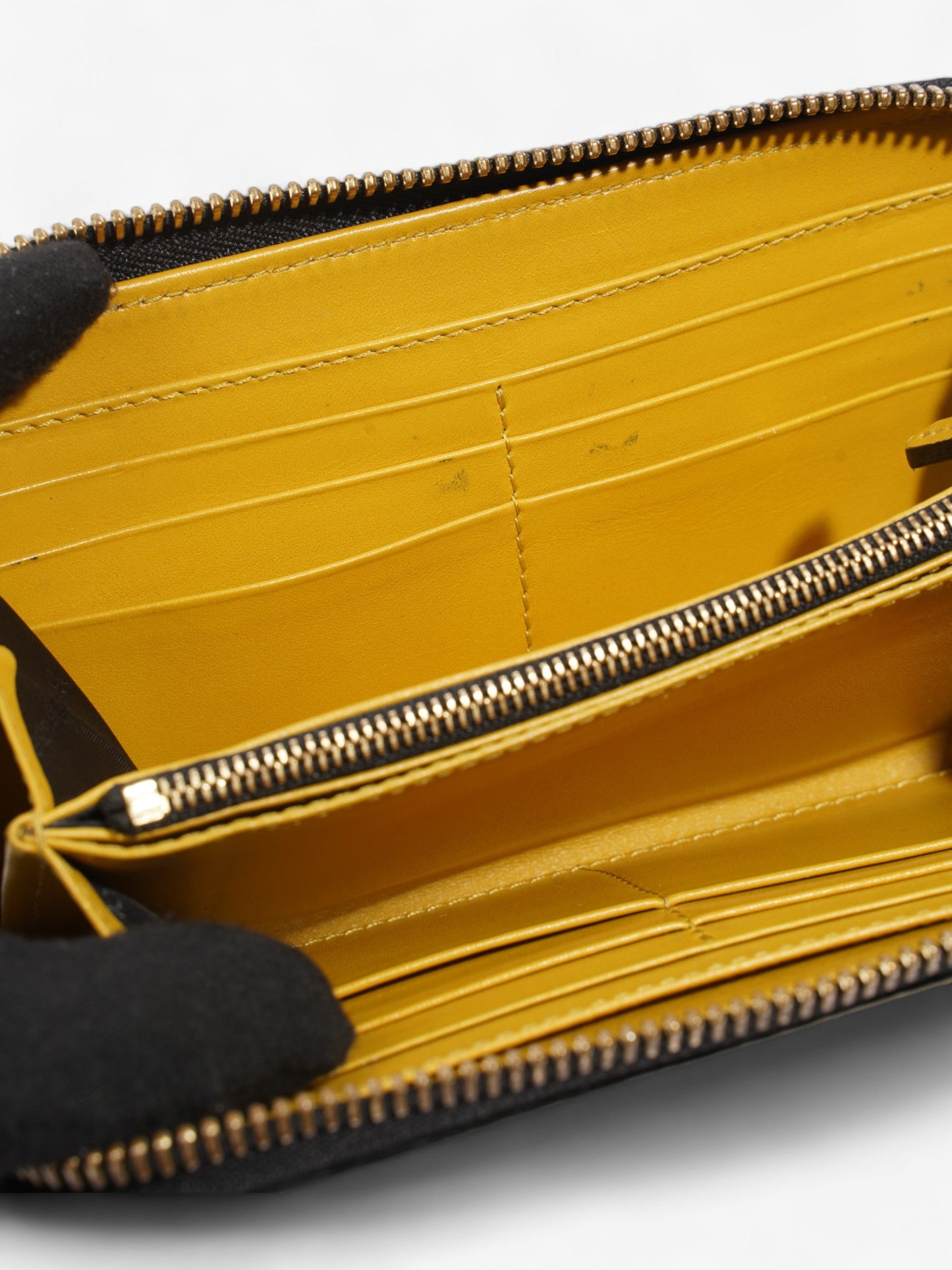 Burberry Heritage Penrose Wallet Yellow Leather