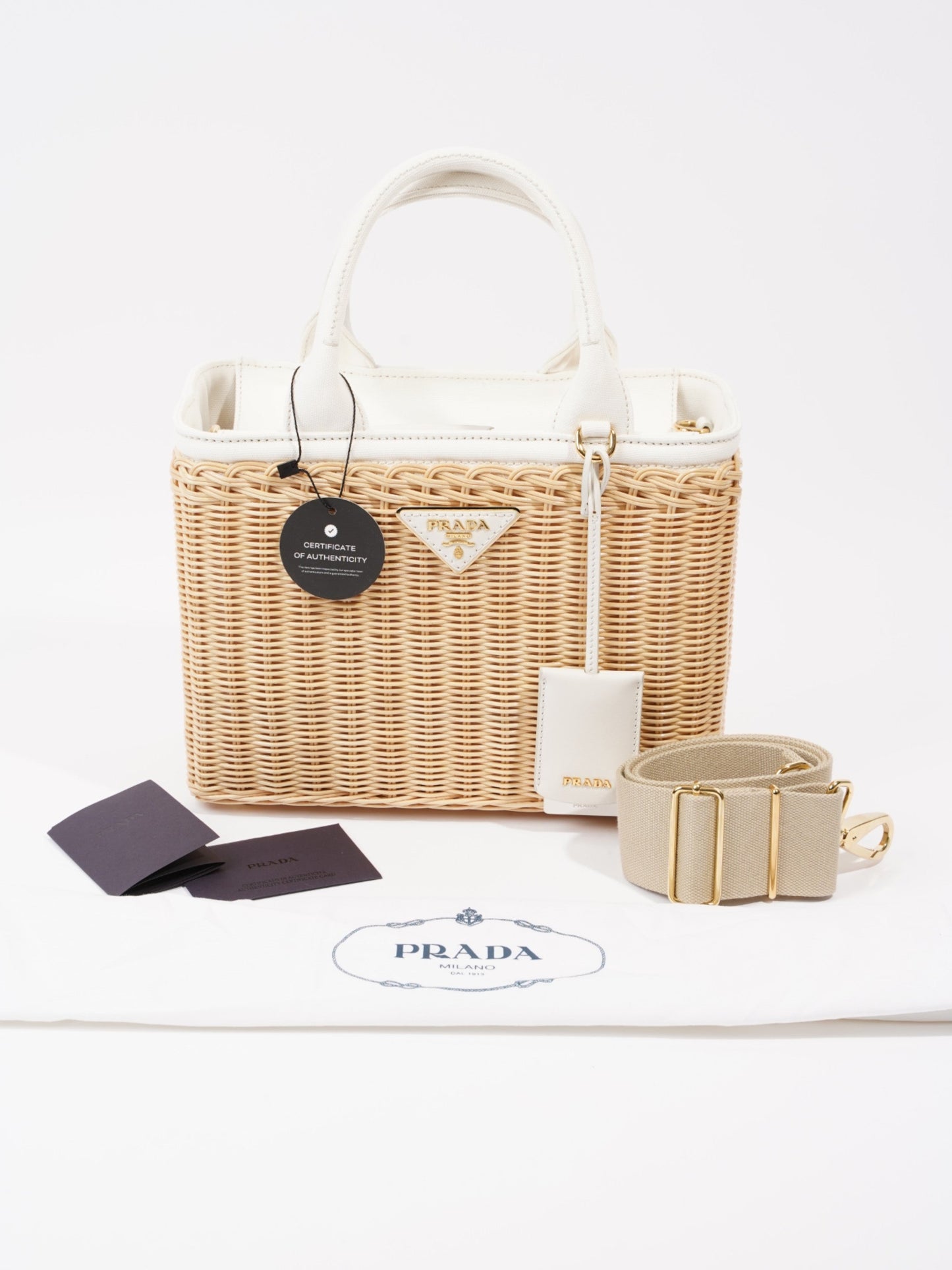 Prada Medium Wicker And Linen Blend Tote Tan / White Wicker