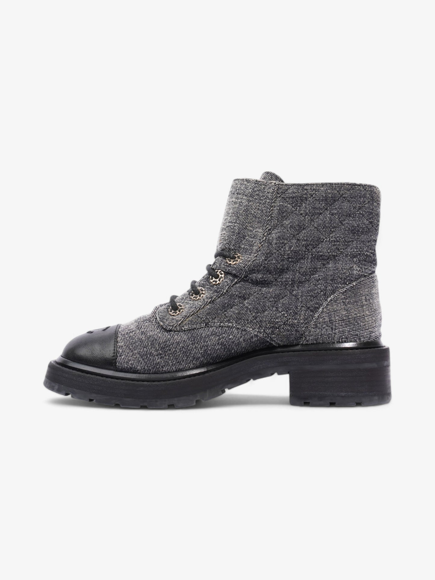 Chanel CC Toe Cap Lace Up Boots Navy / White / Black Cloth EU 39.5 UK 6.5