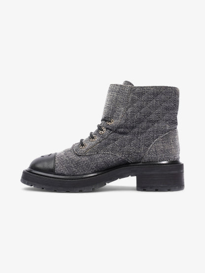 Chanel CC Toe Cap Lace Up Boots Navy / White / Black Cloth EU 39.5 UK 6.5
