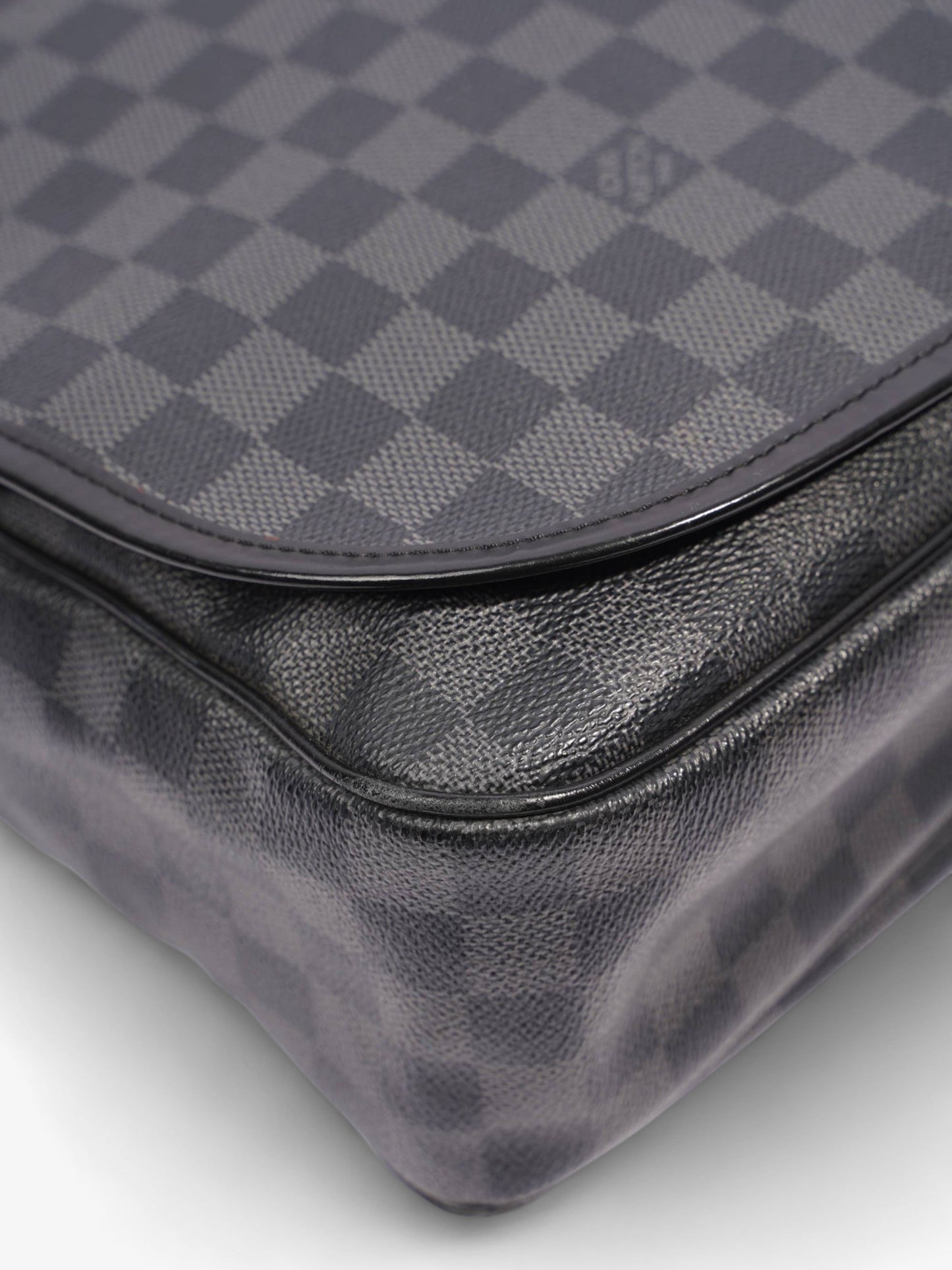 Louis Vuitton Daniel Damier Graphite Canvas MM