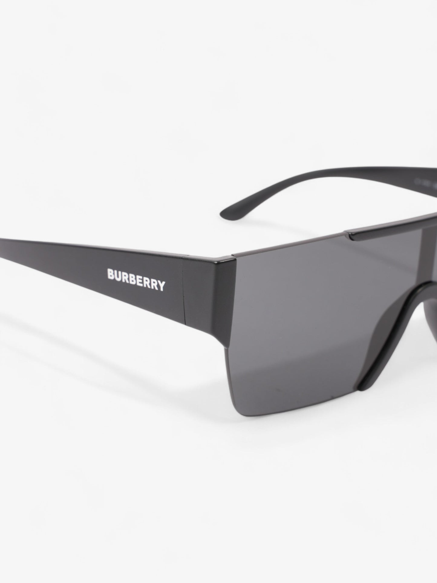 Burberry Shield-Frame Sunglasses Black Acetate 140mm