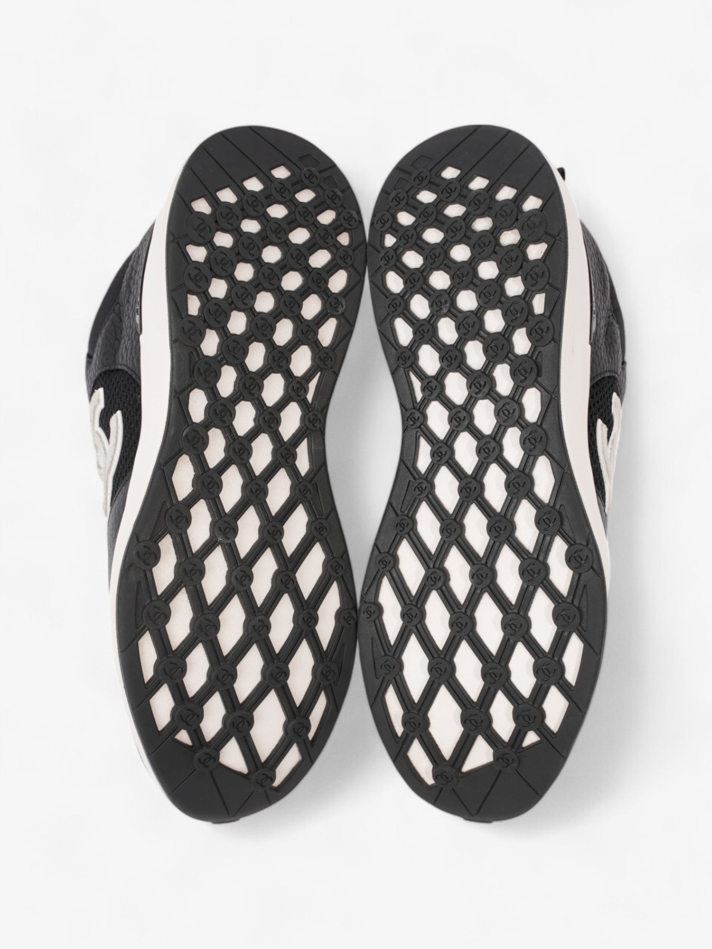 Chanel CC Sneakers Black / White Mesh EU 37.5 UK 4.5