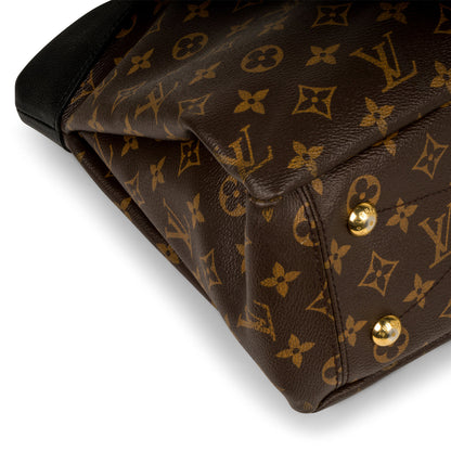 Louis Vuitton Pallas Chain Shopper Tote