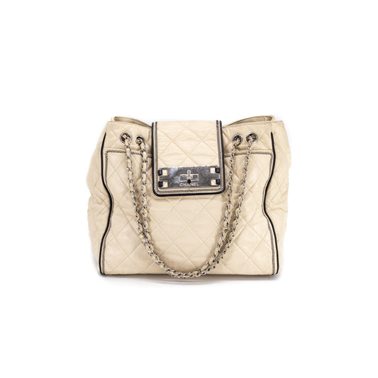 Chanel Quilted Calfskin Shoulder Bag Cream