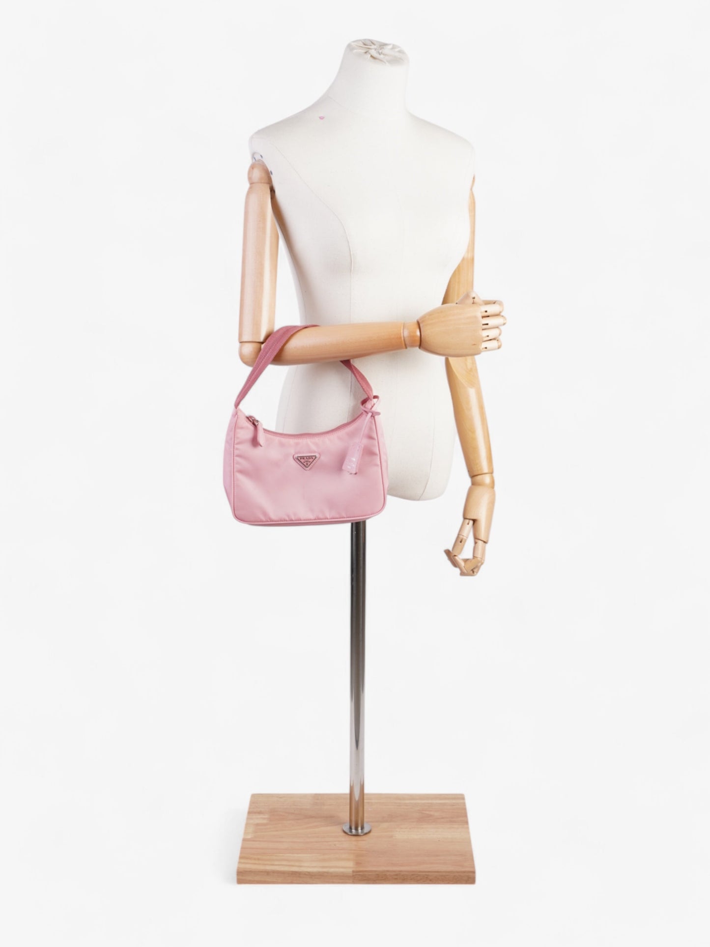 Prada Re-Edition 2000 Baby Pink Nylon