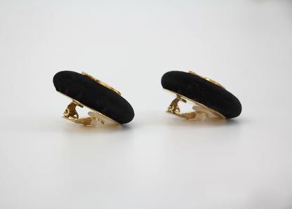 Chanel Vintage 1986-92 Black Velvet Round Clip-on Earrings