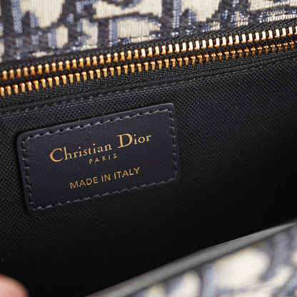 Christian Dior 30 Montaigne Crossbody Bag