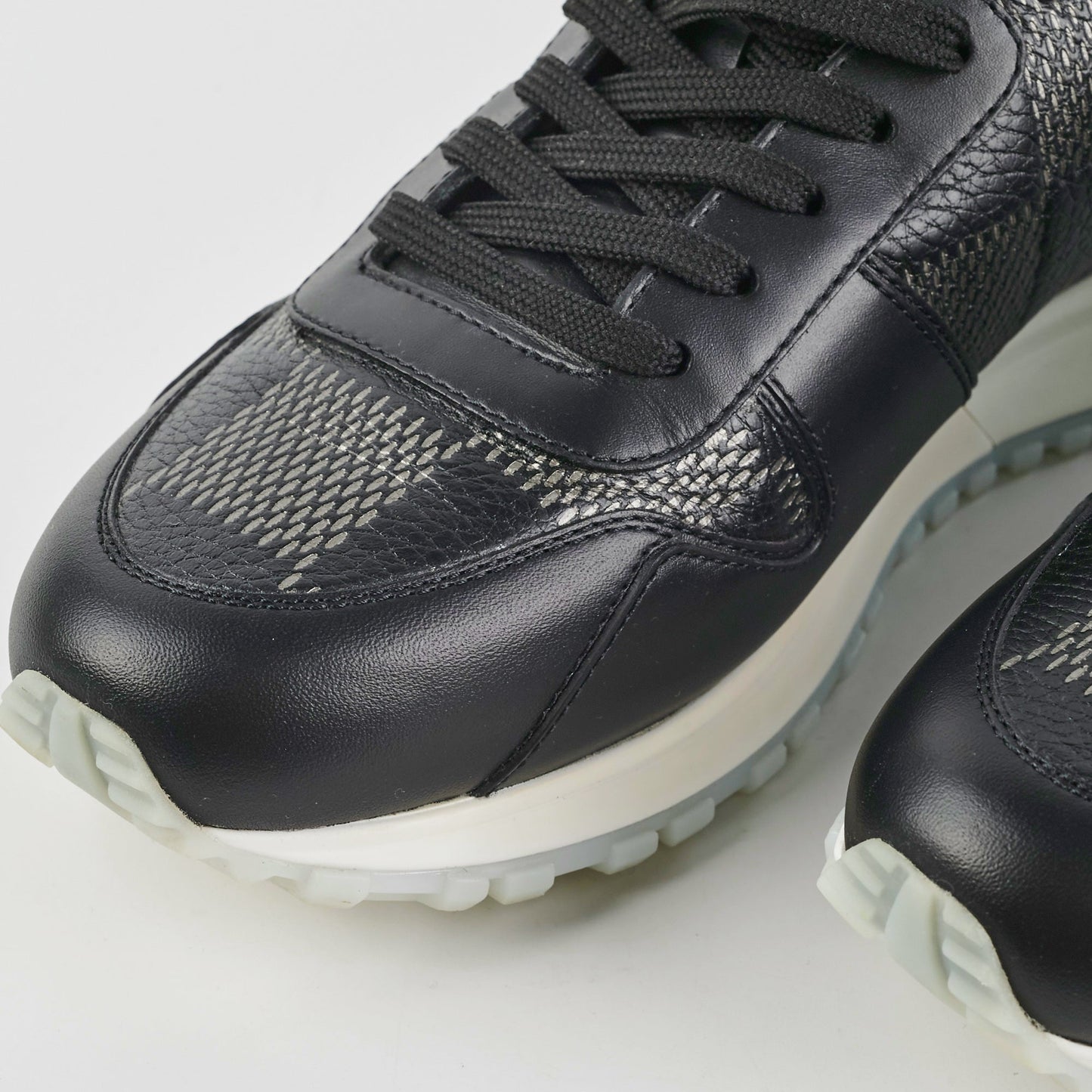 Louis Vuitton Run Away Men's Sneakers Black 6.5 UK