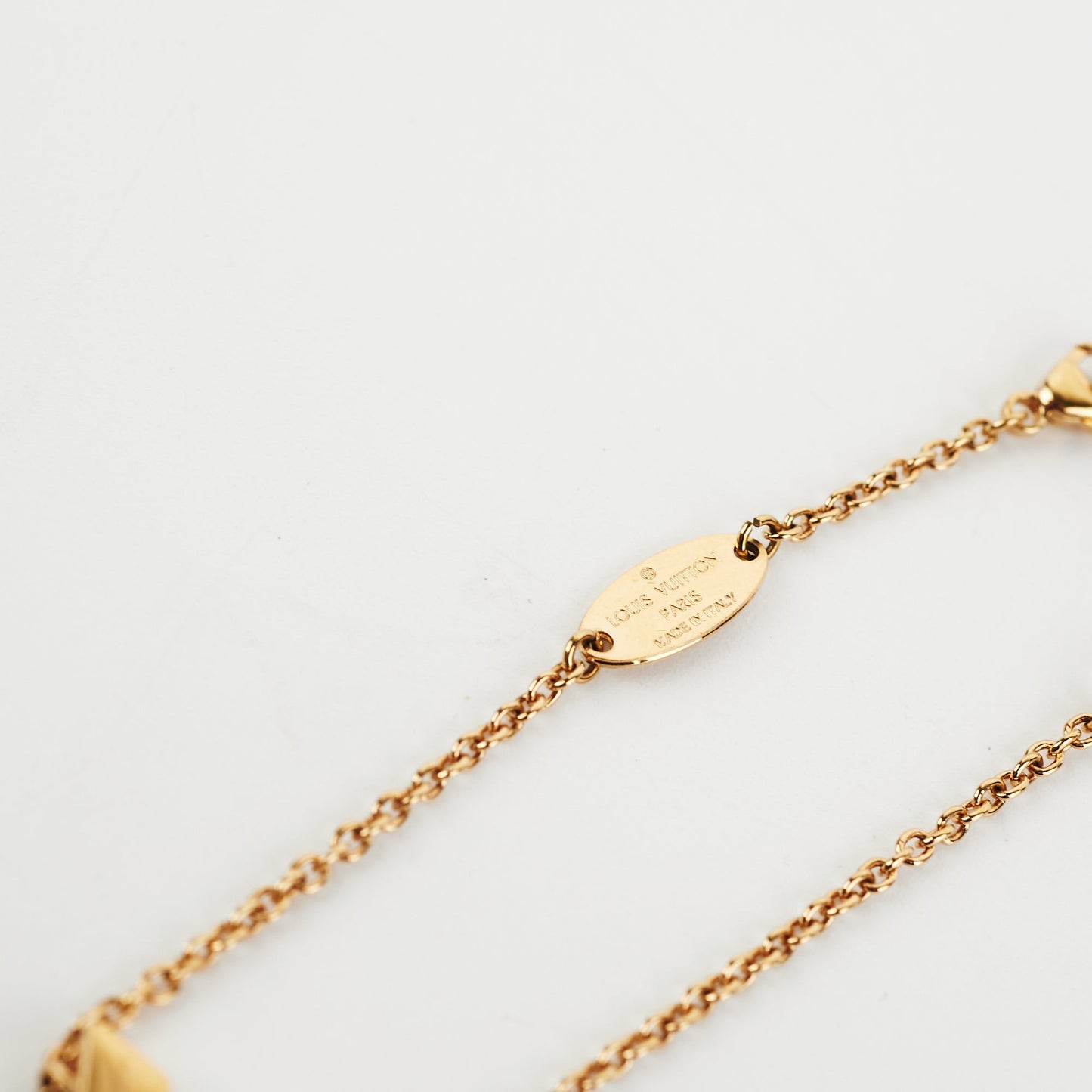 Louis Vuitton Essential V Bracelet