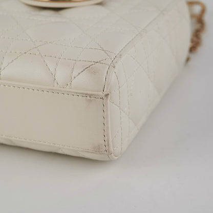 ITEM 6 - Dior D-Joy Medium White