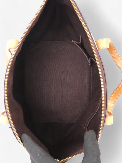 Louis Vuitton Bellevue Monogram Vernis / Amarante Vernis Leather PM