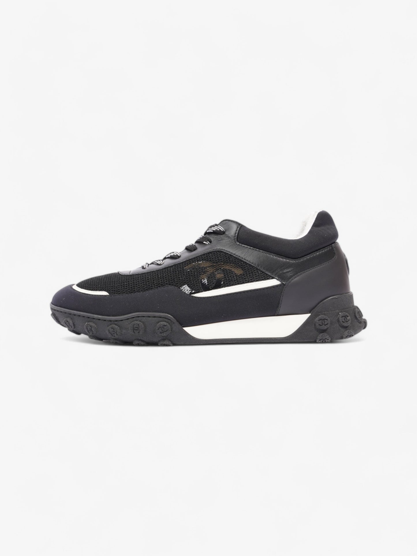 Chanel Low Top Sneaker Black / White Mesh EU 41 UK 8