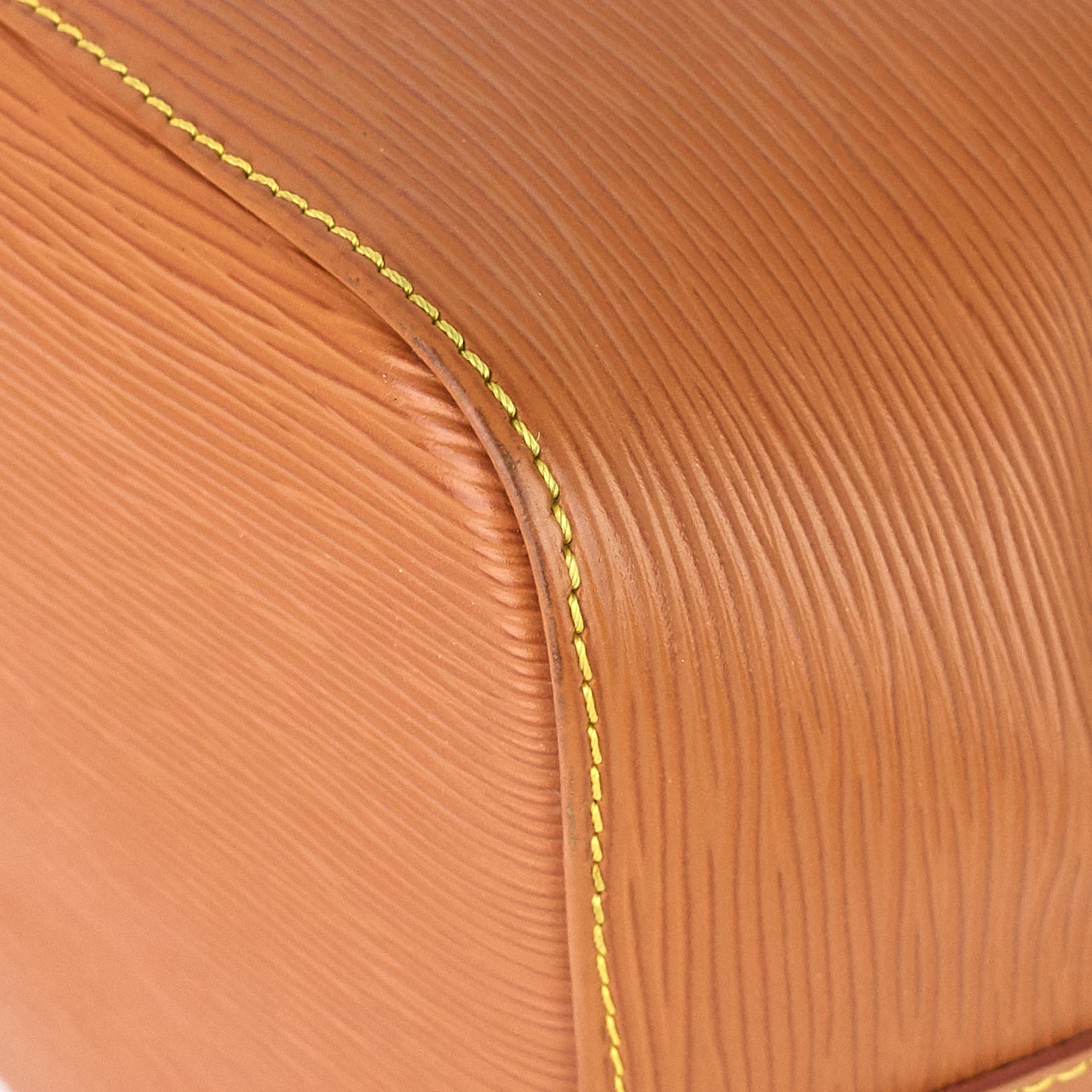 Louis Vuitto Petit Noé Cipango Gold Epi Leather Bag