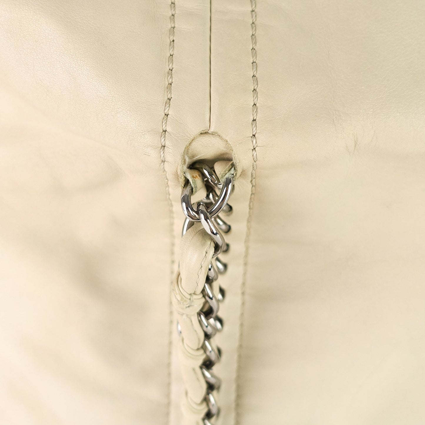 Chanel Modern Chain Zip Leather Tote Bag