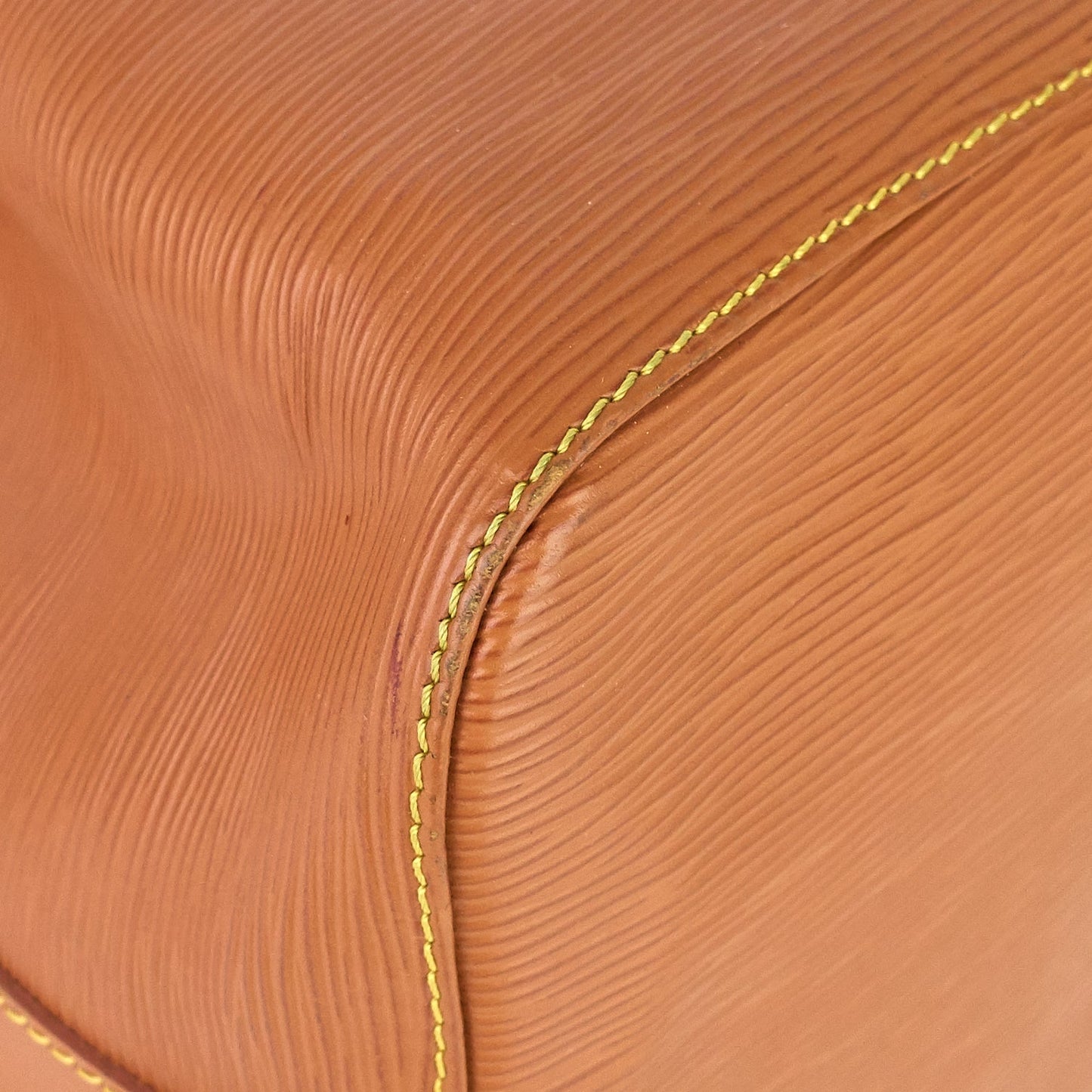 Louis Vuitto Petit Noé Cipango Gold Epi Leather Bag