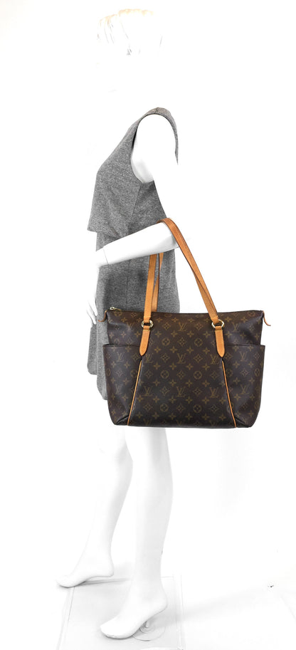 Louis Vuitto Totally MM Monogram Canvas Bag