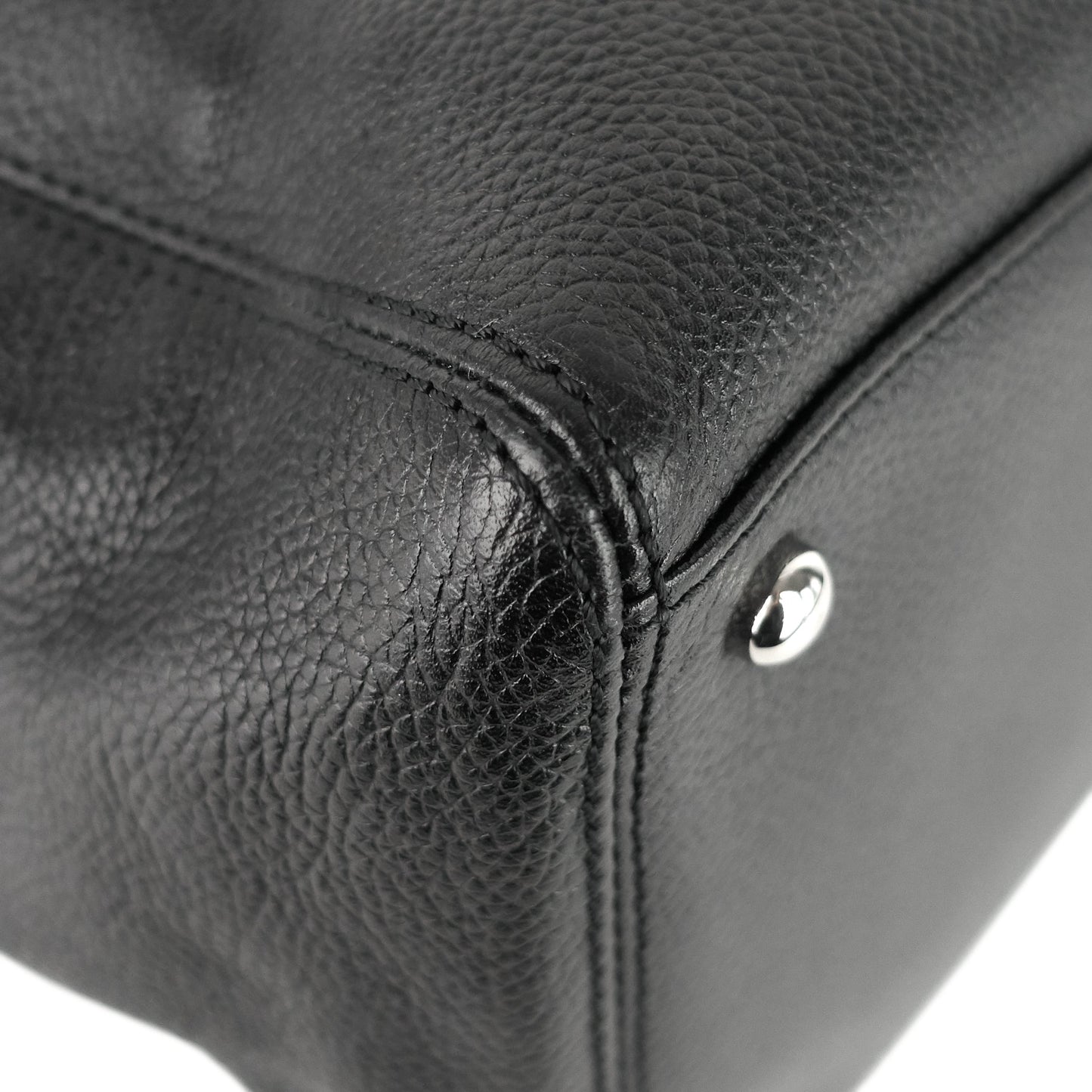 Chanel Chanel Cerf Executive Caviar Leather Tote Bag