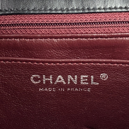 Chanel Maxi Single Flap Lambskin Bag