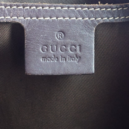 Gucci GG Supreme Canvas Flat Messenger Crossbody Bag