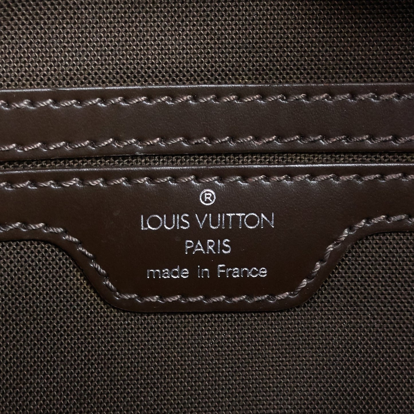 Louis Vuitto Reporter PM Taiga Leather Bag