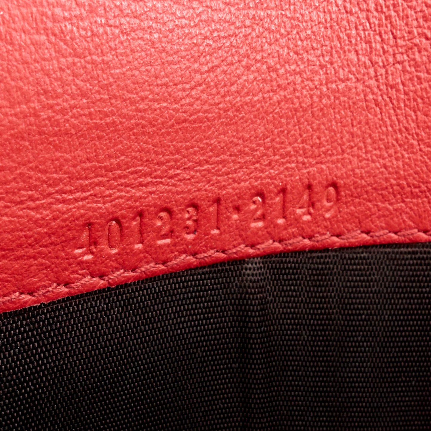 Gucci Dionysus GG Supreme Canvas Chain Wallet Bag