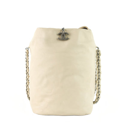 Chanel Modern Chain Zip Leather Tote Bag