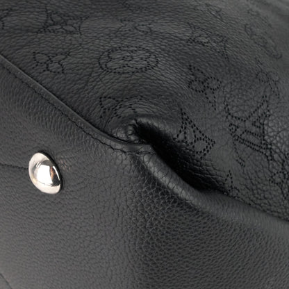 Louis Vuitto Beaubourg MM Mahina Leather Hobo Bag