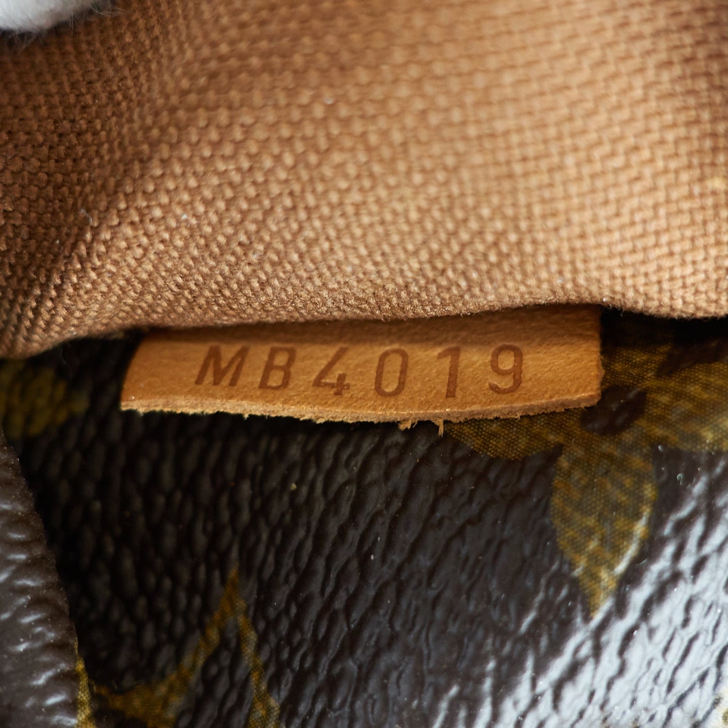 Louis Vuitto Totally MM Monogram Canvas Bag