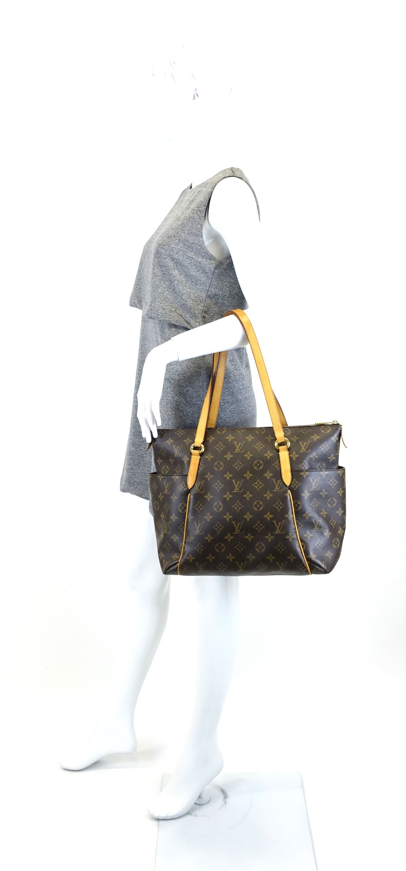 Louis Vuitto Totally MM Monogram Canvas Bag