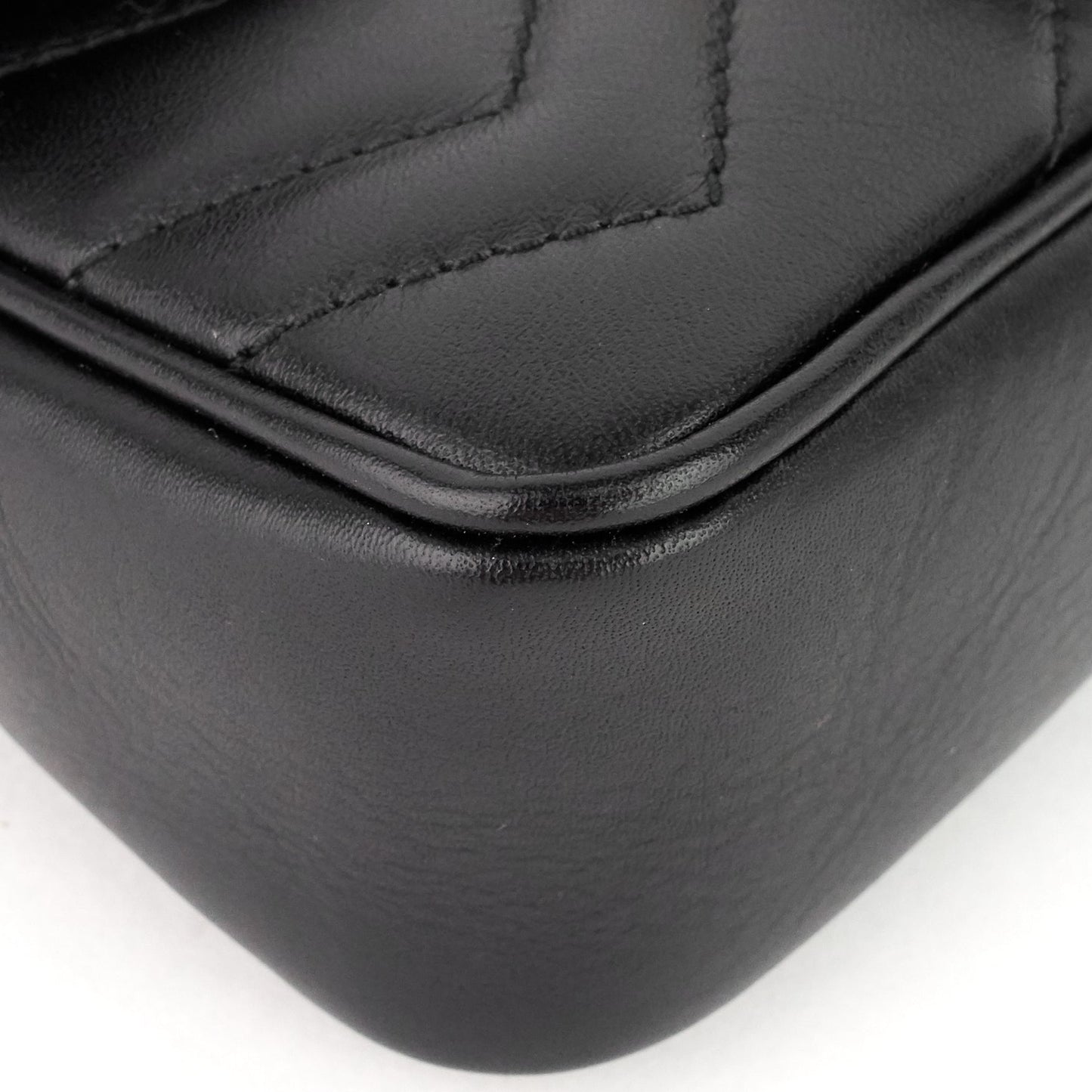 Gucci GG Marmont Super Mini Matelass� Leather Bag