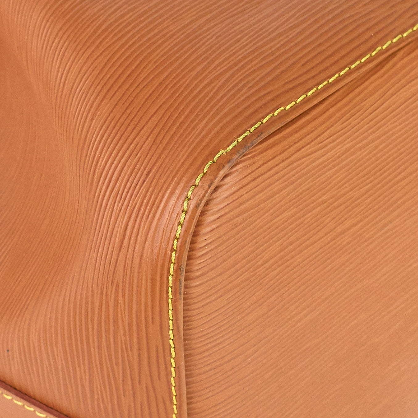 Louis Vuitto Petit Noé Cipango Gold Epi Leather Bag