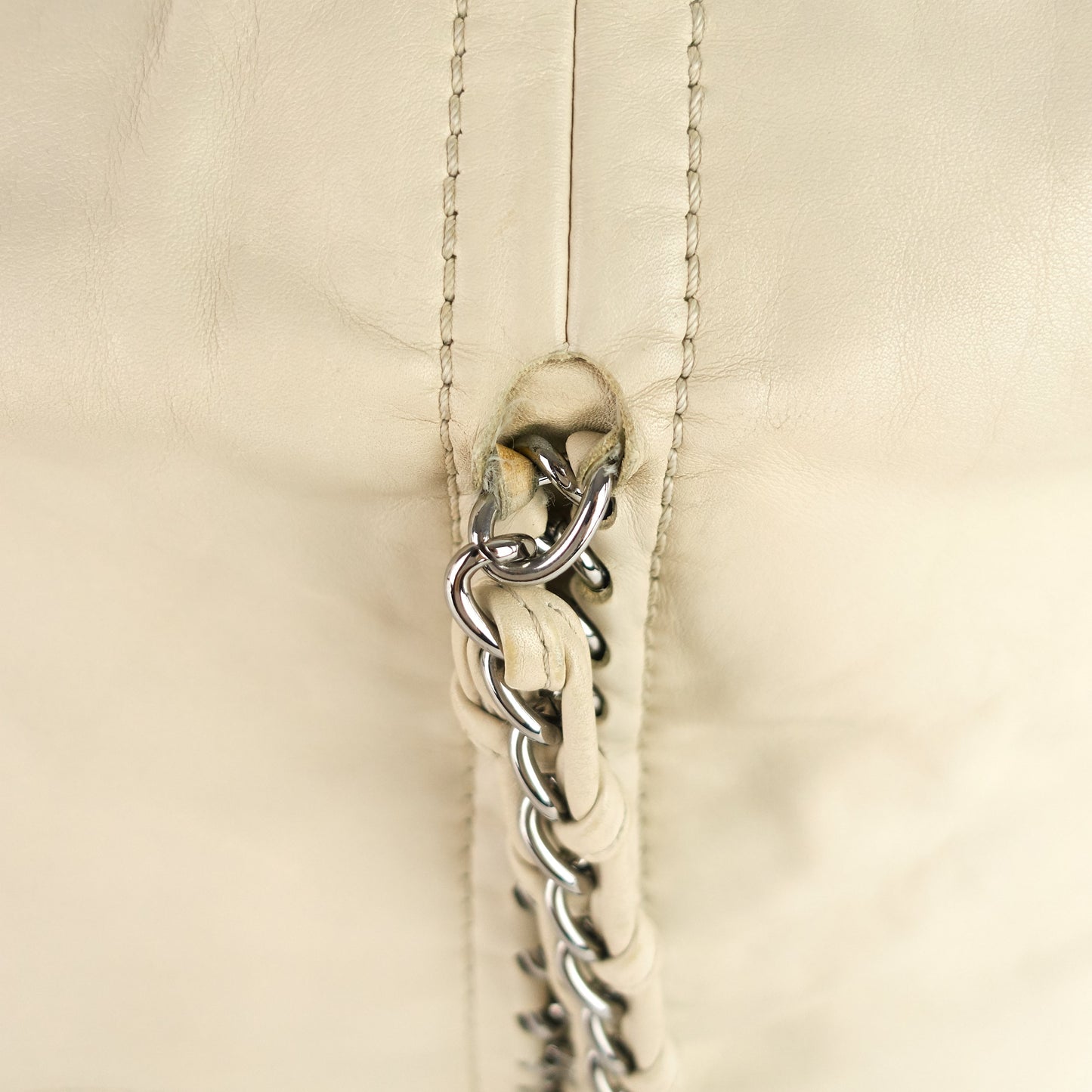 Chanel Modern Chain Zip Leather Tote Bag