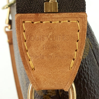 Louis Vuitto Pochette Accessoires Monogram Canvas Bag