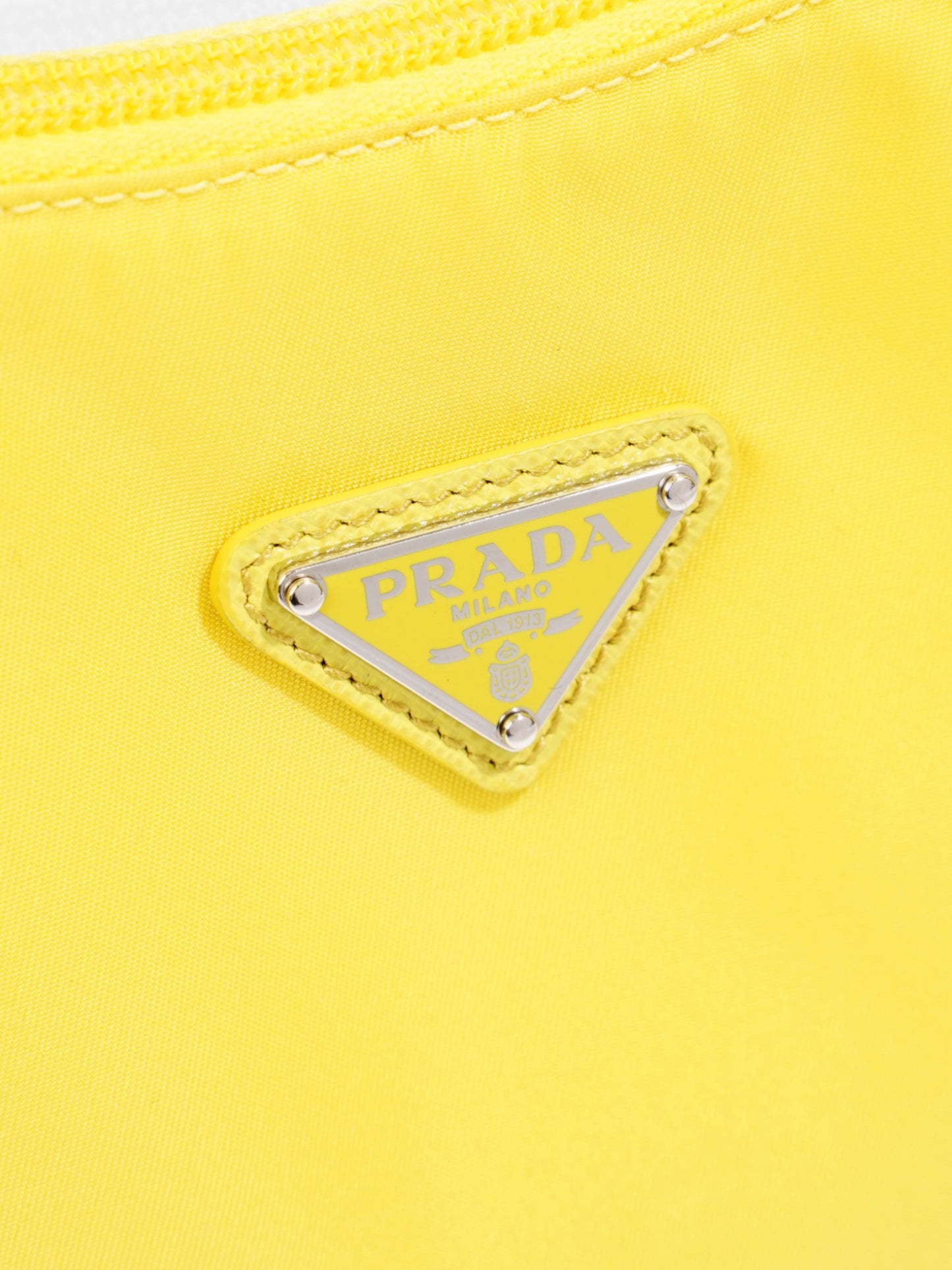 Prada Re-Edition 2000 Yellow Re Nylon