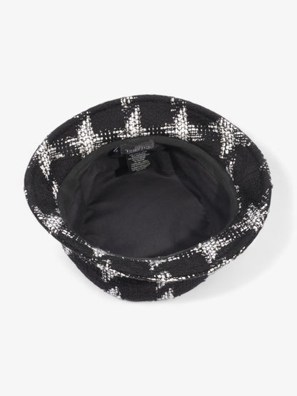 Chanel Bucket Hat Black / White Cotton Medium