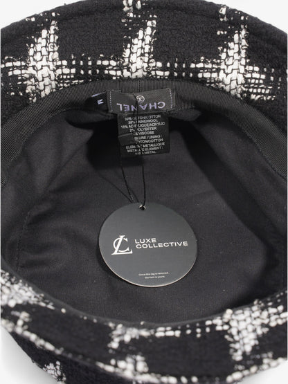 Chanel Bucket Hat Black / White Cotton Medium