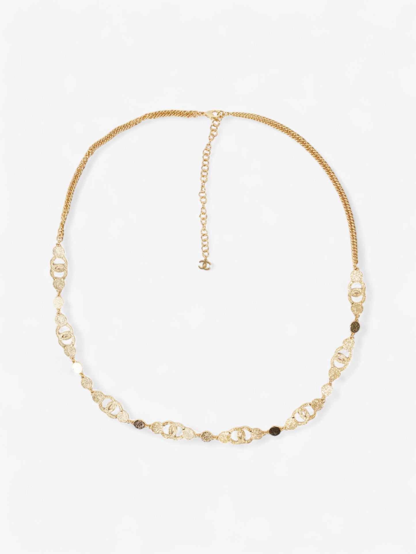 Chanel CC 8 Motif Necklace Gold / Blue Base Metal