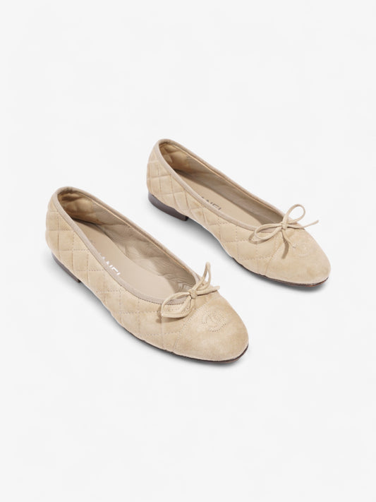 Chanel CC Ballet Flats  Beige  Suede EU 37 UK 4