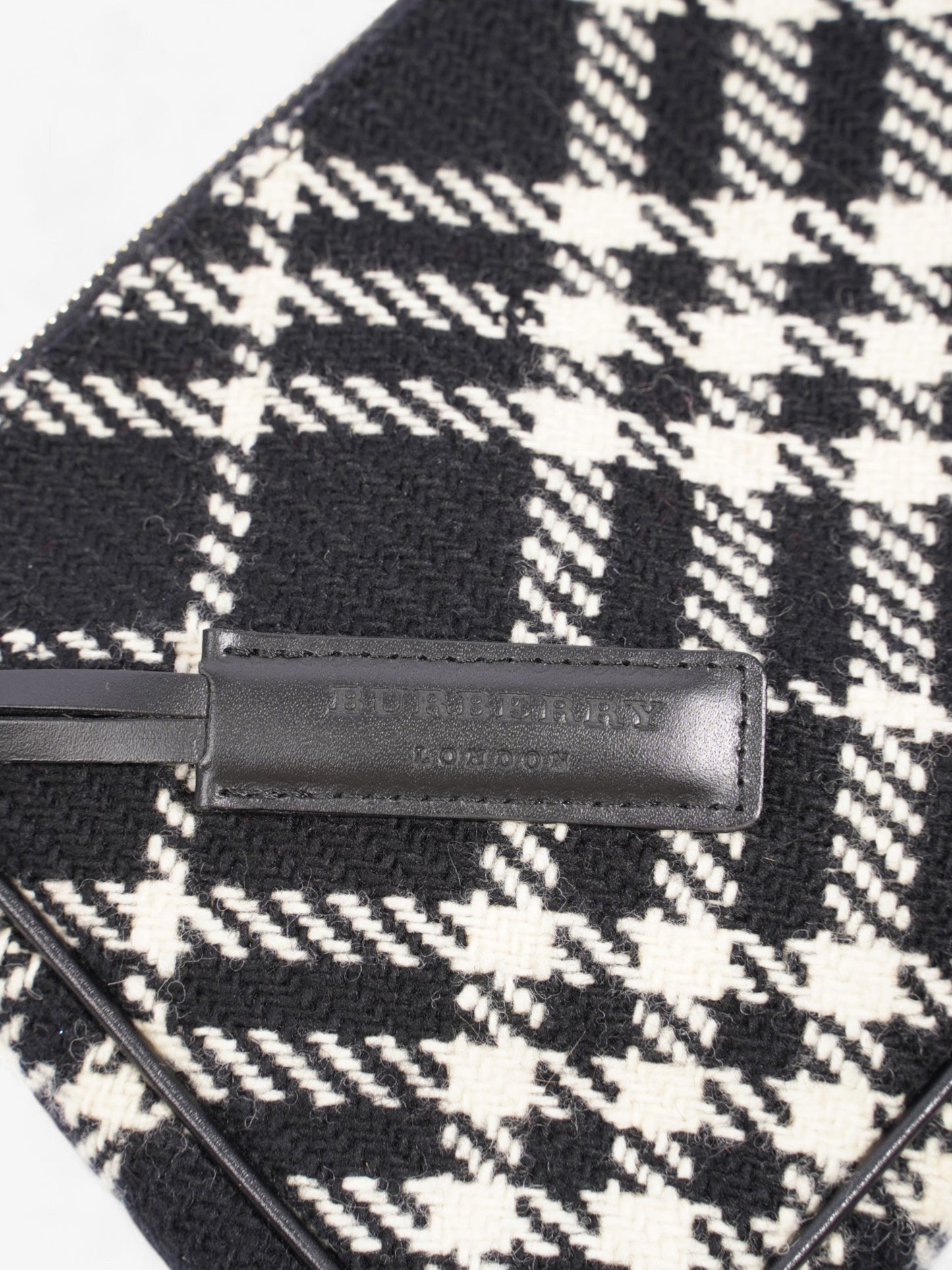 Burberry Check Pochette Black / White Wool