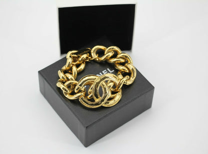 Chanel Vintage 94P Gold-plated CC Wave Rotating Lock Bracelet