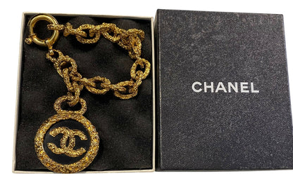 Chanel 93A Large Gold Metal Black Onyx Medallion CC Florentine Bracelet & Earrings SET