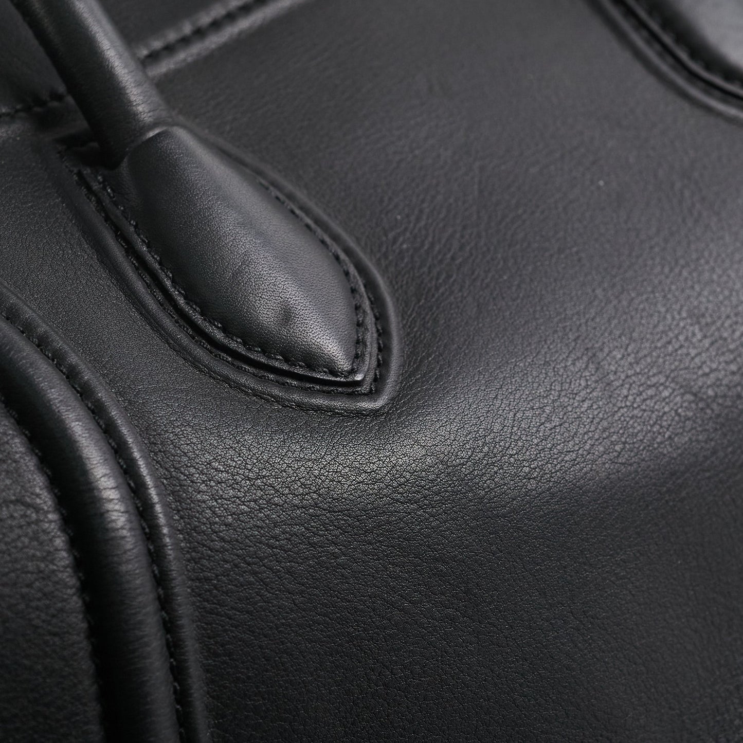 Celine Luggage Phantom Large Black