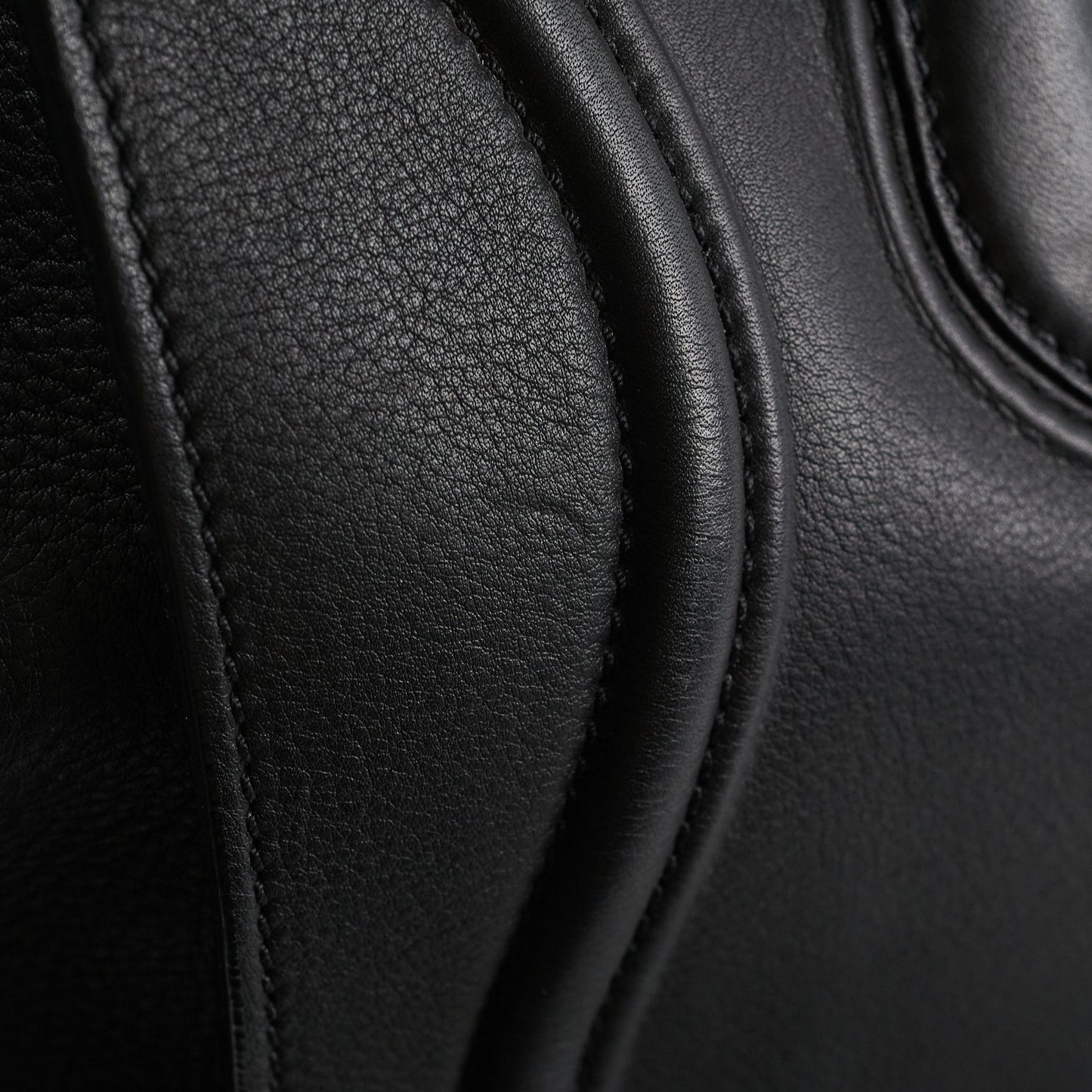 Celine Luggage Phantom Large Black