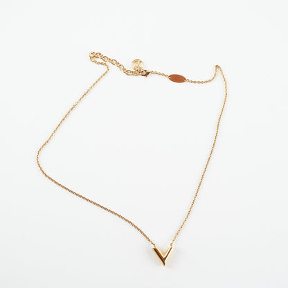 Louis Vuitton Essential V Gold (Costume Jewellery)