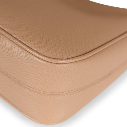 Prada Re-Edition 2005 - Nude Saffiano