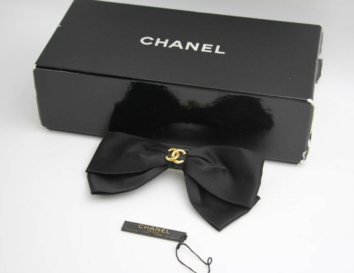 Chanel Vintage 1981-85 Silk 3D Bow Hairpin